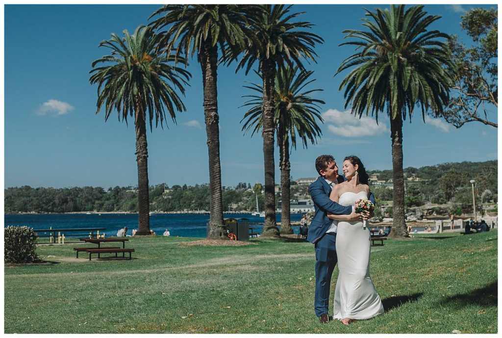 Balmoral-beach-wedding-photo-location-with-sydney-harbour-view-photo