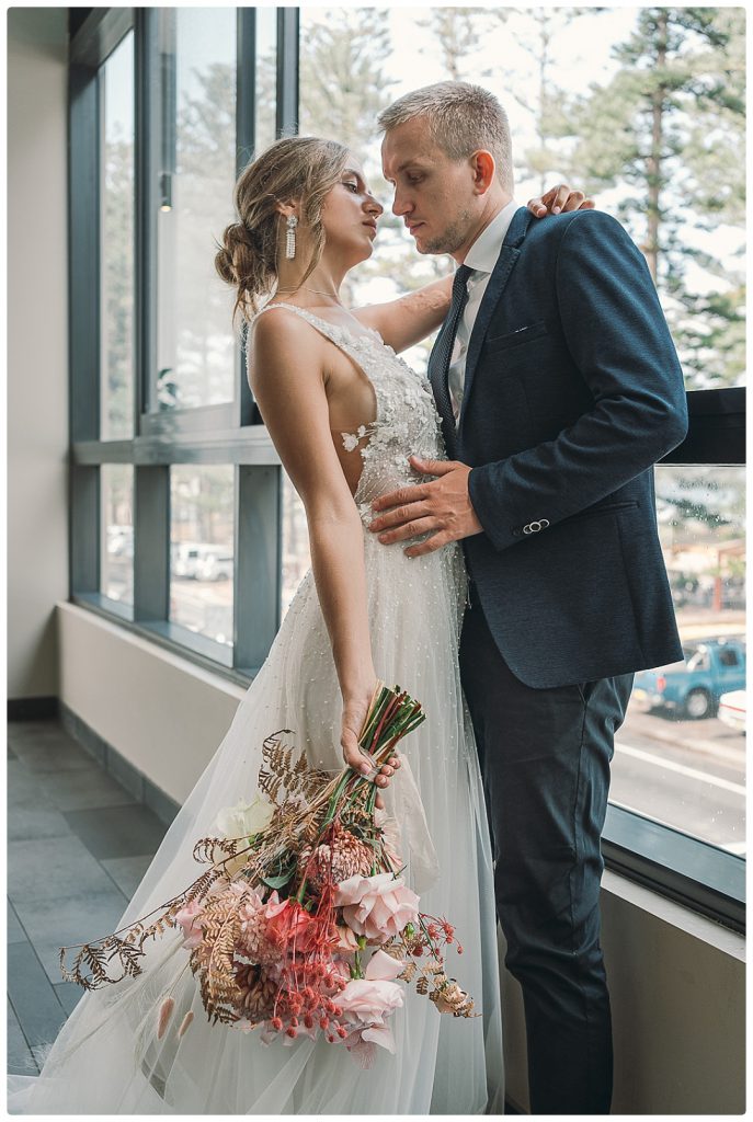 novotel-manly-bride-and-groom-wedding-photo