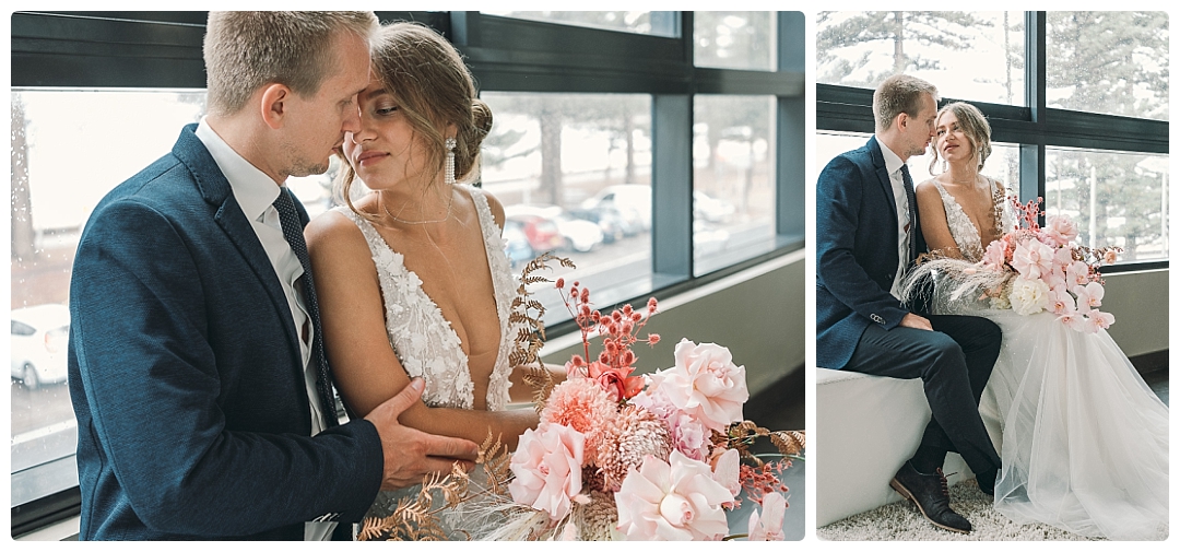 photo-bride-groom-first-kiss-sydney-destination-wedding