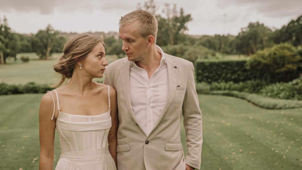 bride-and-groom-sydney-elopement-video