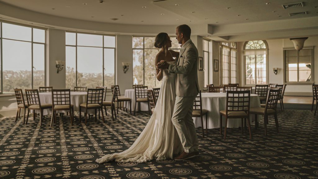 destination-wedding-first-dance-video