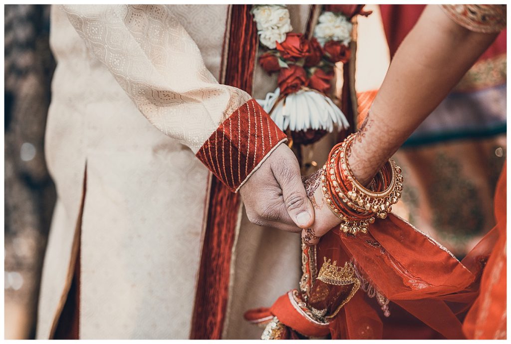 bridal-hands-photo