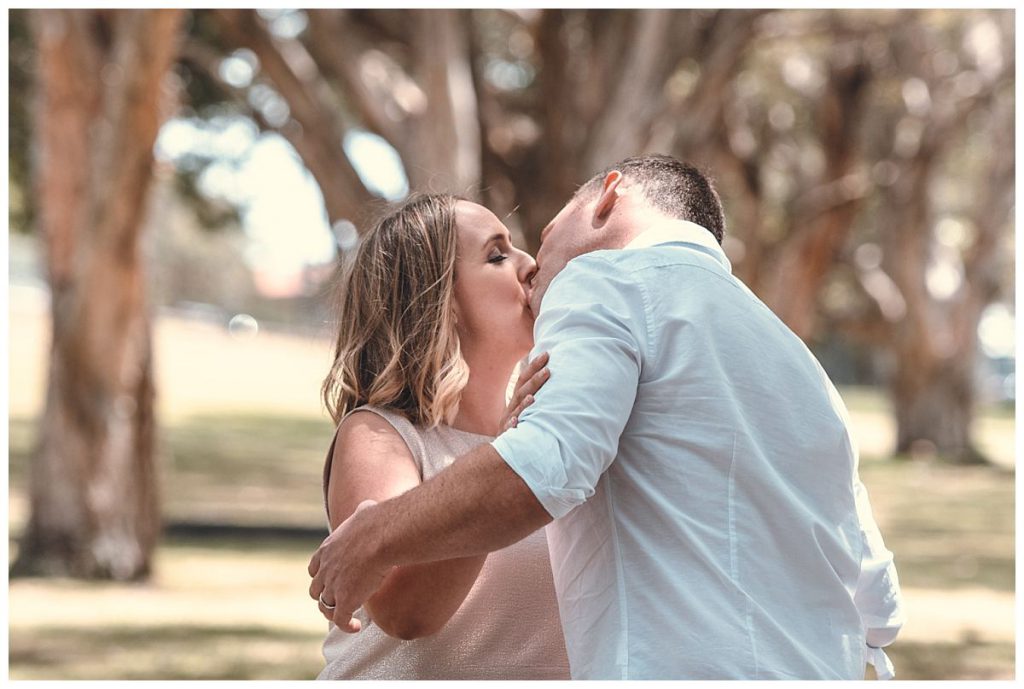 first-kiss-sydney-wedding-photo