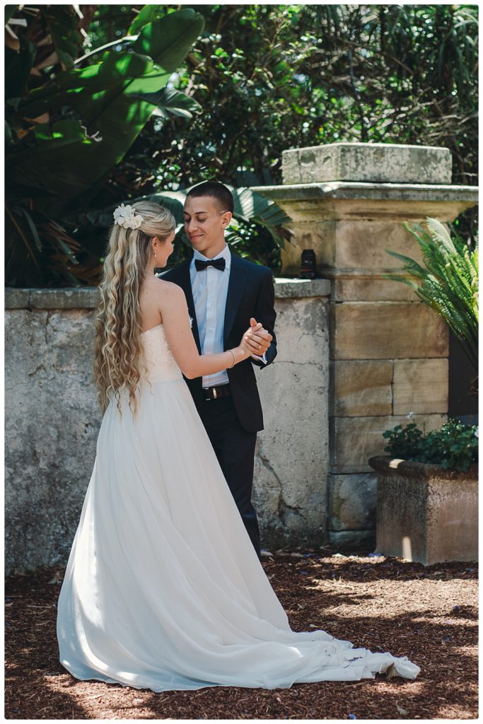 first-dance-sydbey-wedding-photo