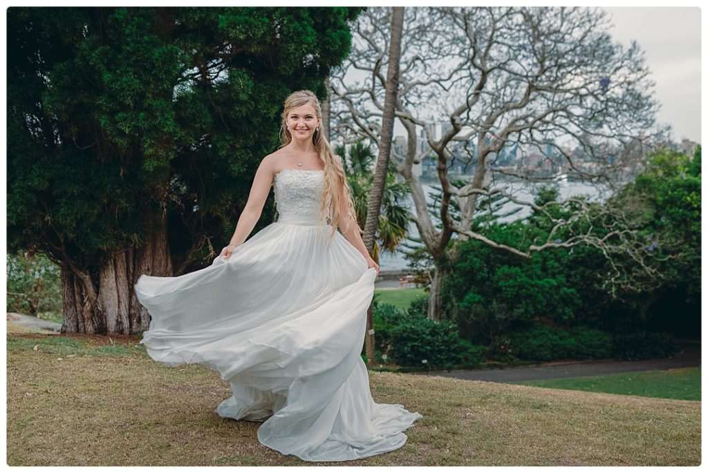 bride-in-the-white-dress-photo