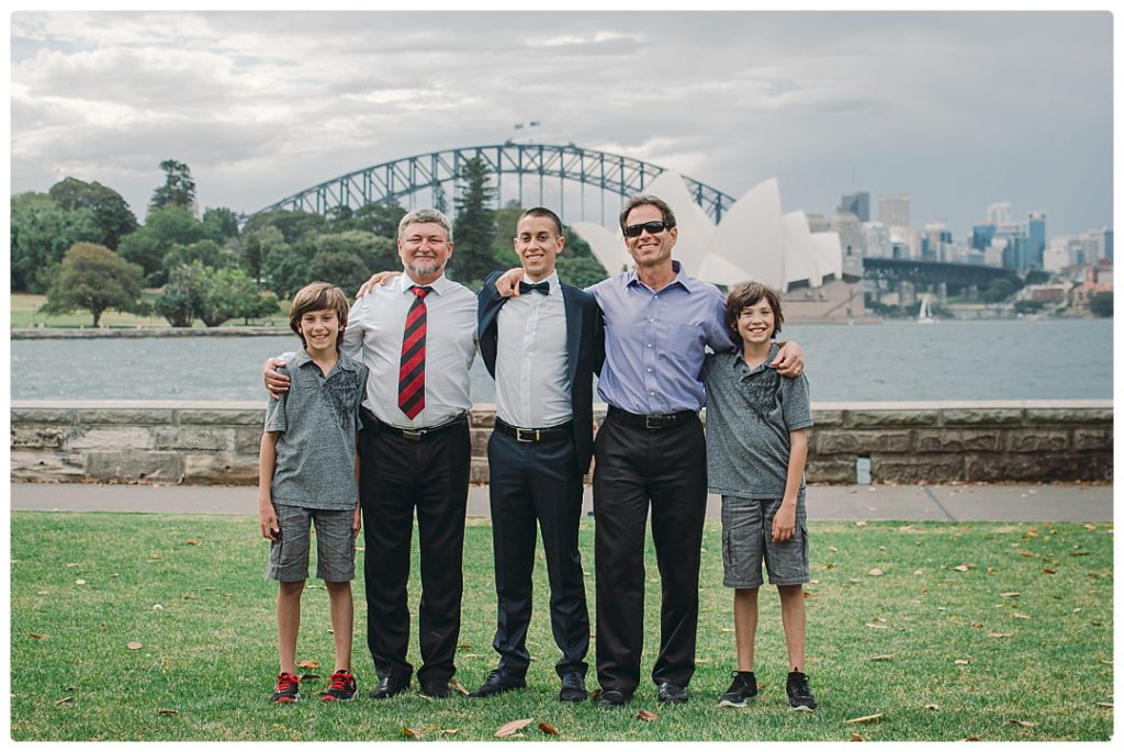 groom-with-his-best-men-photo