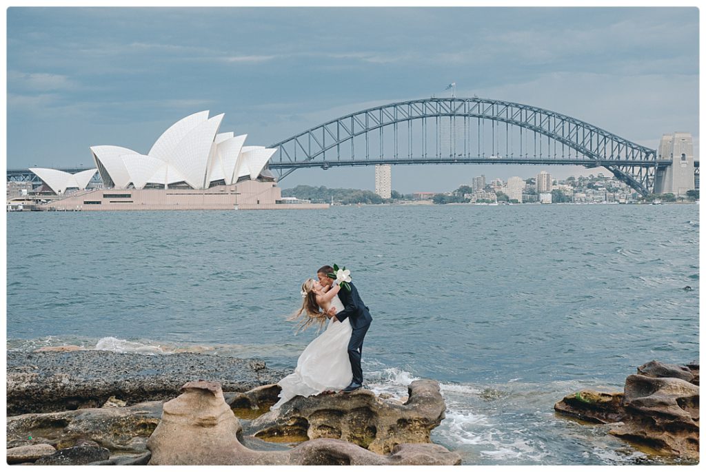 lady-macquarie-chair-wedding-portrait-photo